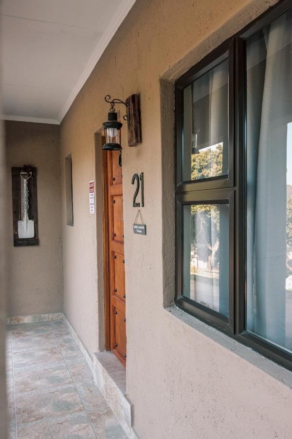 Pumbaa Wildlife Park & Accommodation Mbombela Ngoại thất bức ảnh
