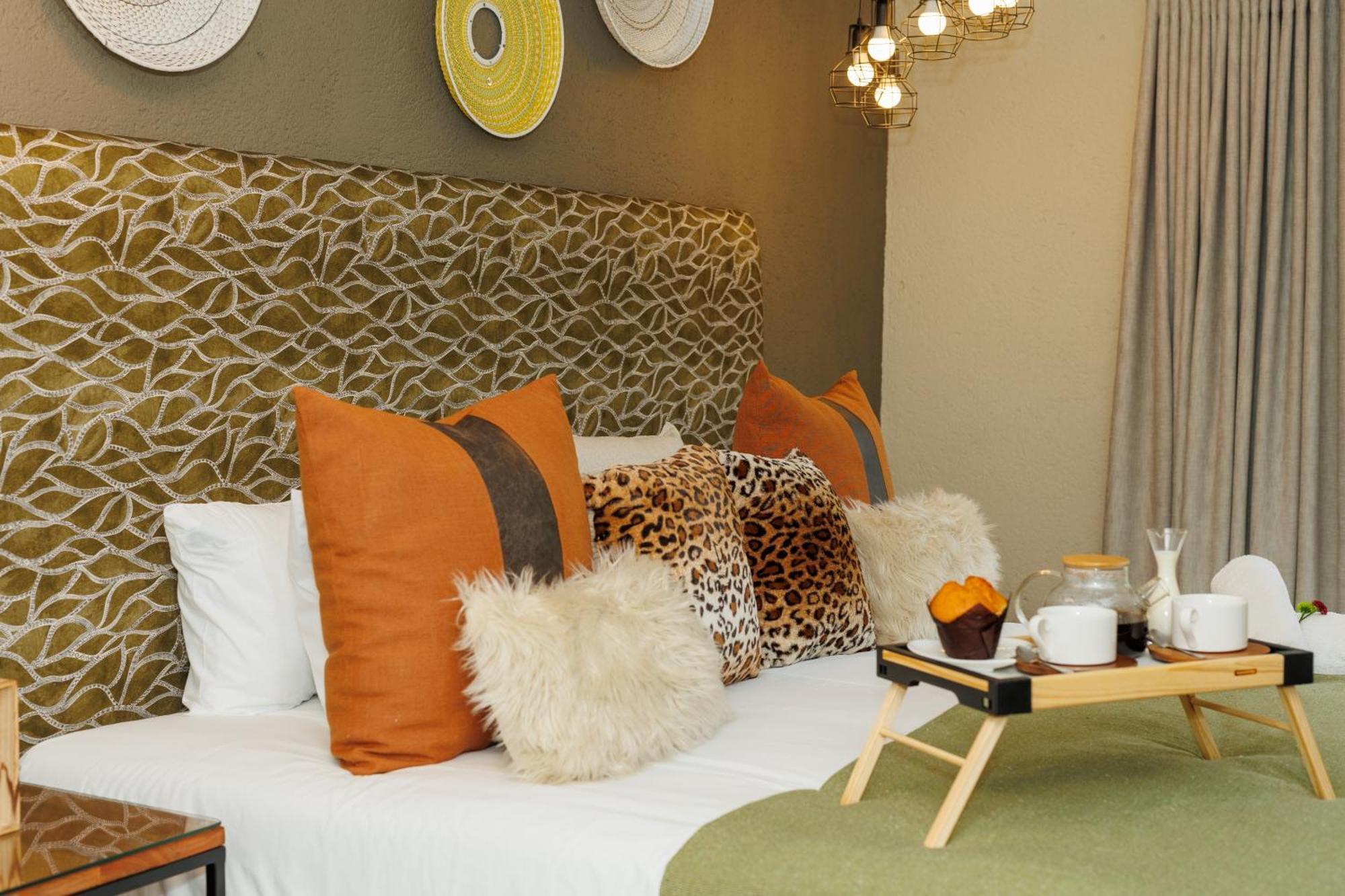 Pumbaa Wildlife Park & Accommodation Mbombela Ngoại thất bức ảnh