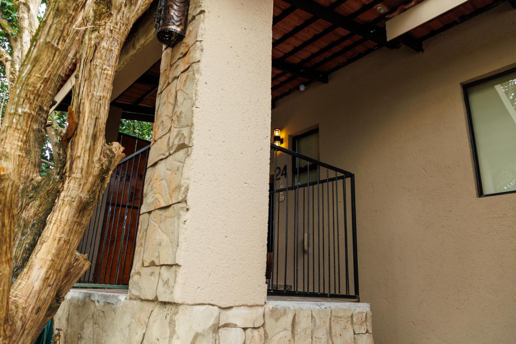 Pumbaa Wildlife Park & Accommodation Mbombela Ngoại thất bức ảnh